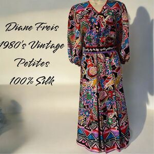 Diane Freis Petites 1980s Vintage Vibrant Silk Dress V Neck Pleats 3/4 Sleeve